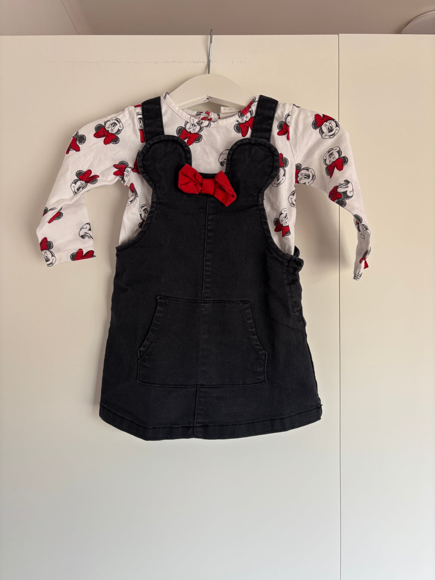 Minnie Mouse setje: jeansjurkje en longsleeve