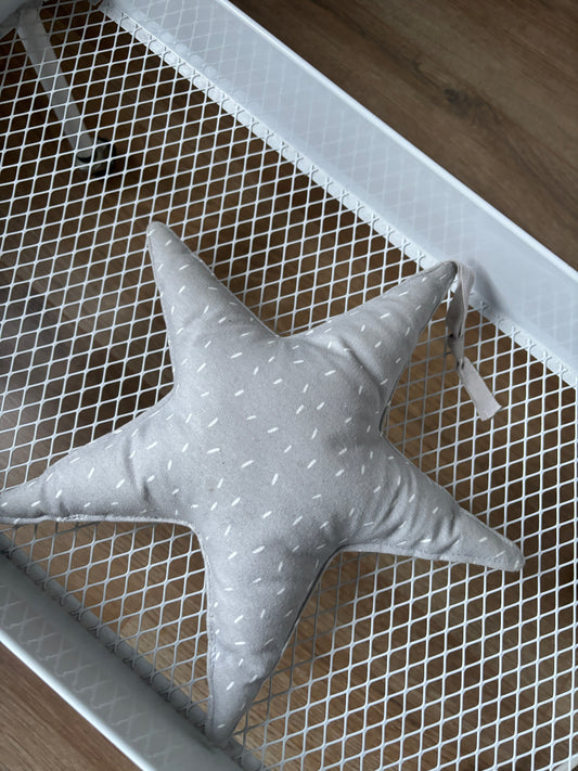 Grijze ster met belletje