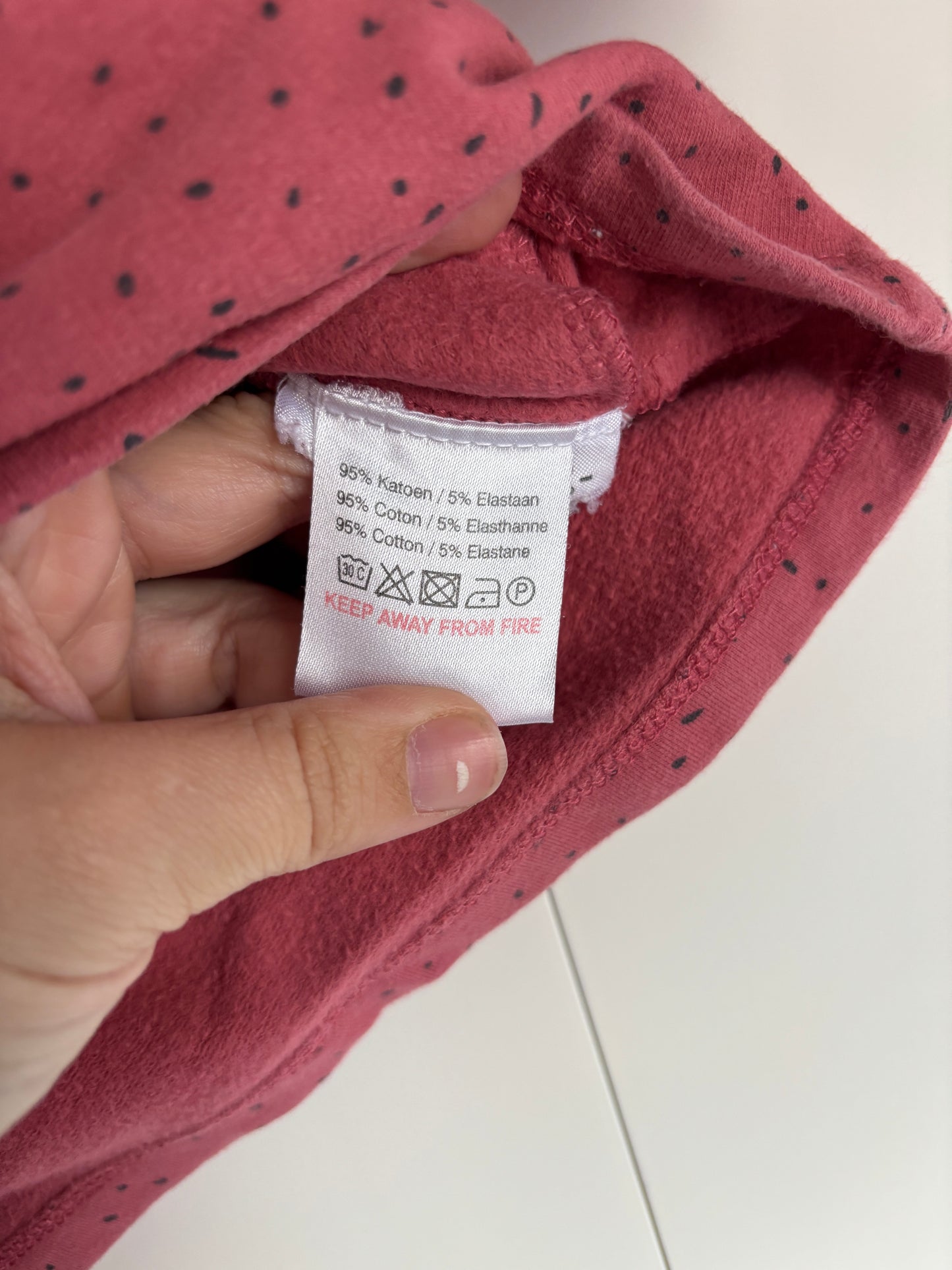 Roze jurk met lange mouwen