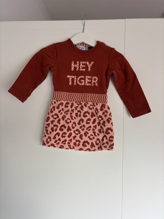 Bruine jurk met lange mouwen "Hey tiger"