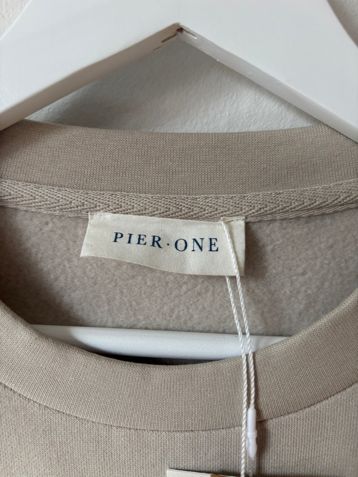 Beige sweater | Pier One | L