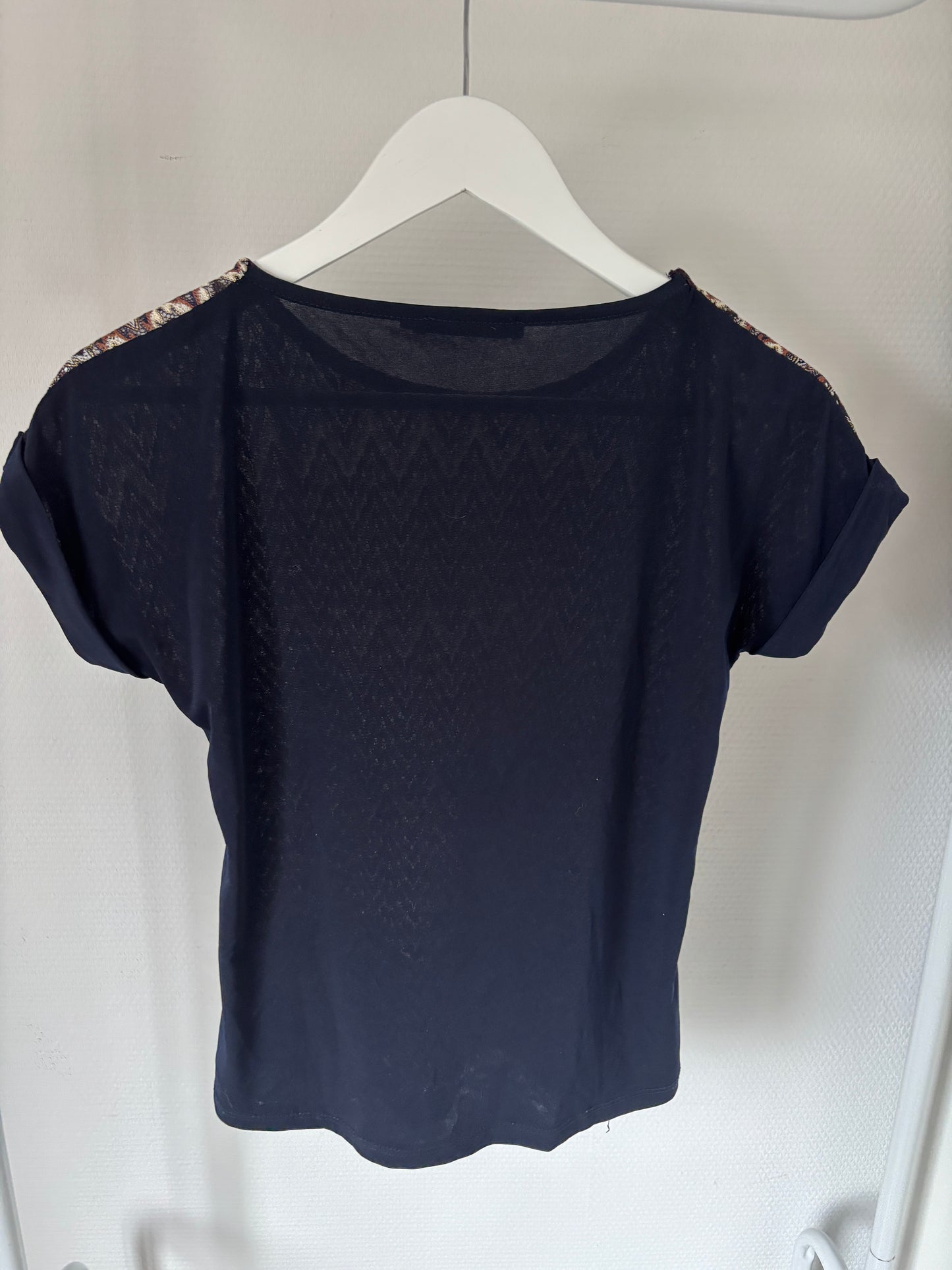 Zwarte gestreepte blouse