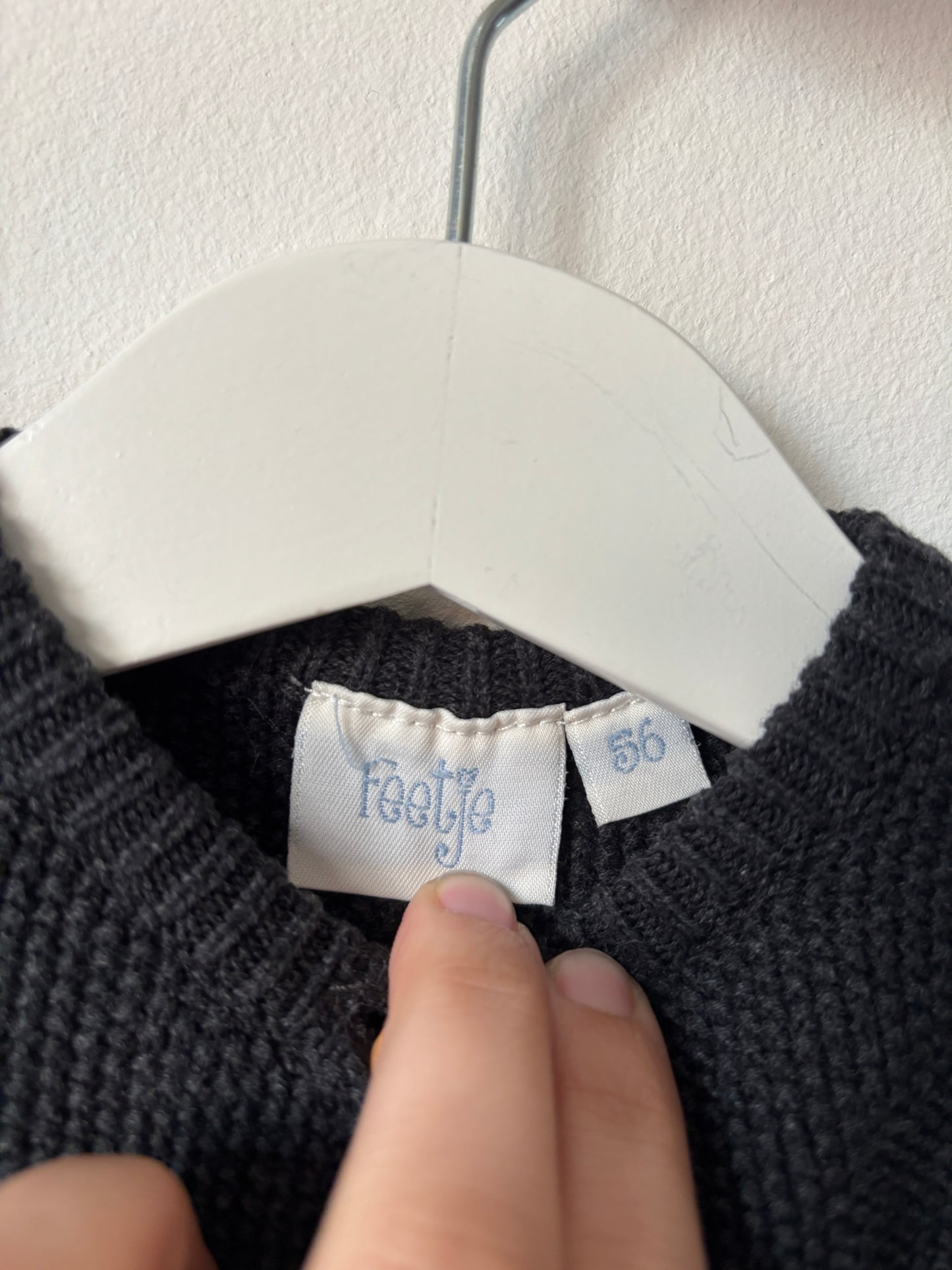 Donkergrijs vestje | Feetje | 56