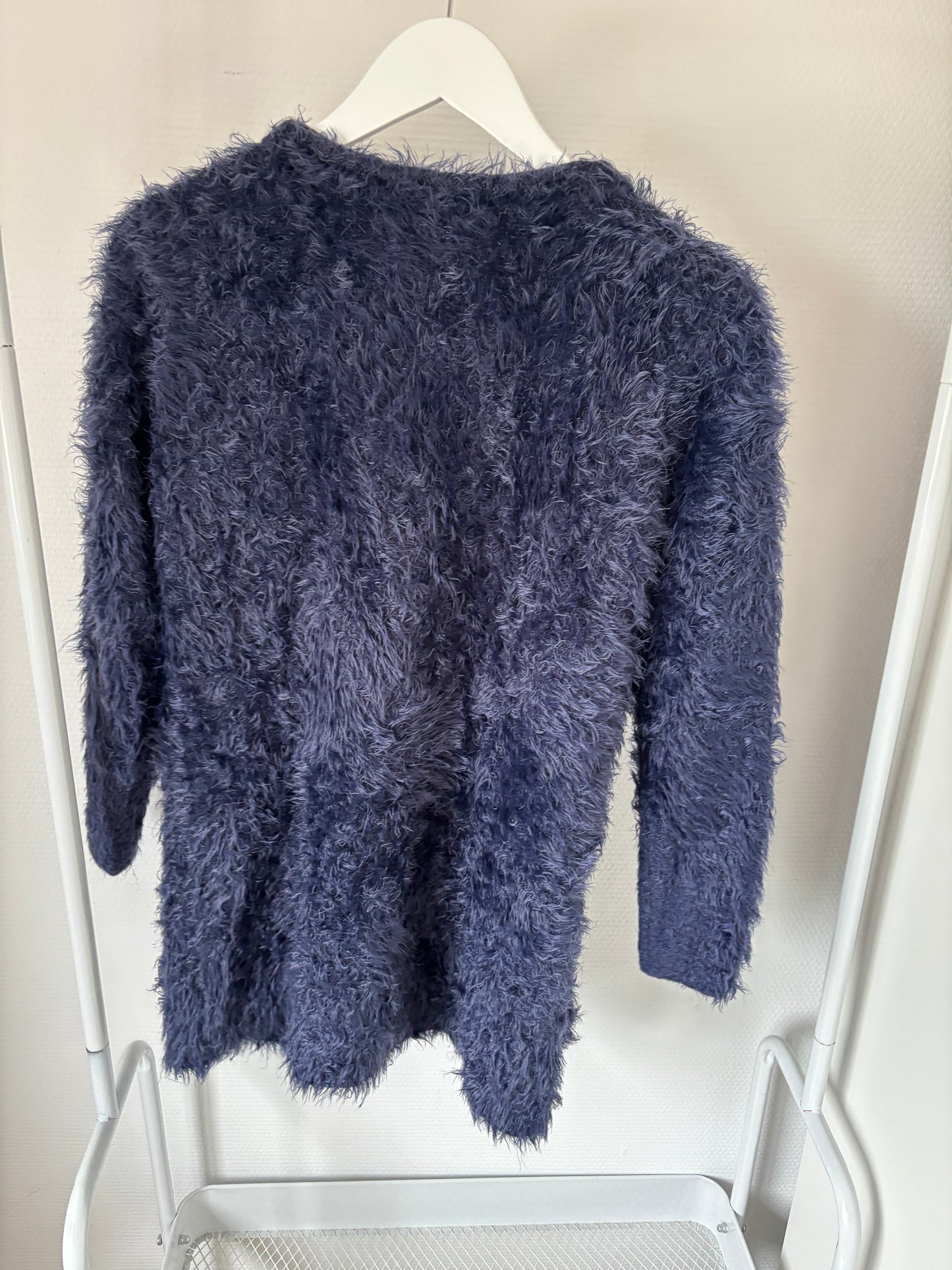 Marineblauwe zachte vest