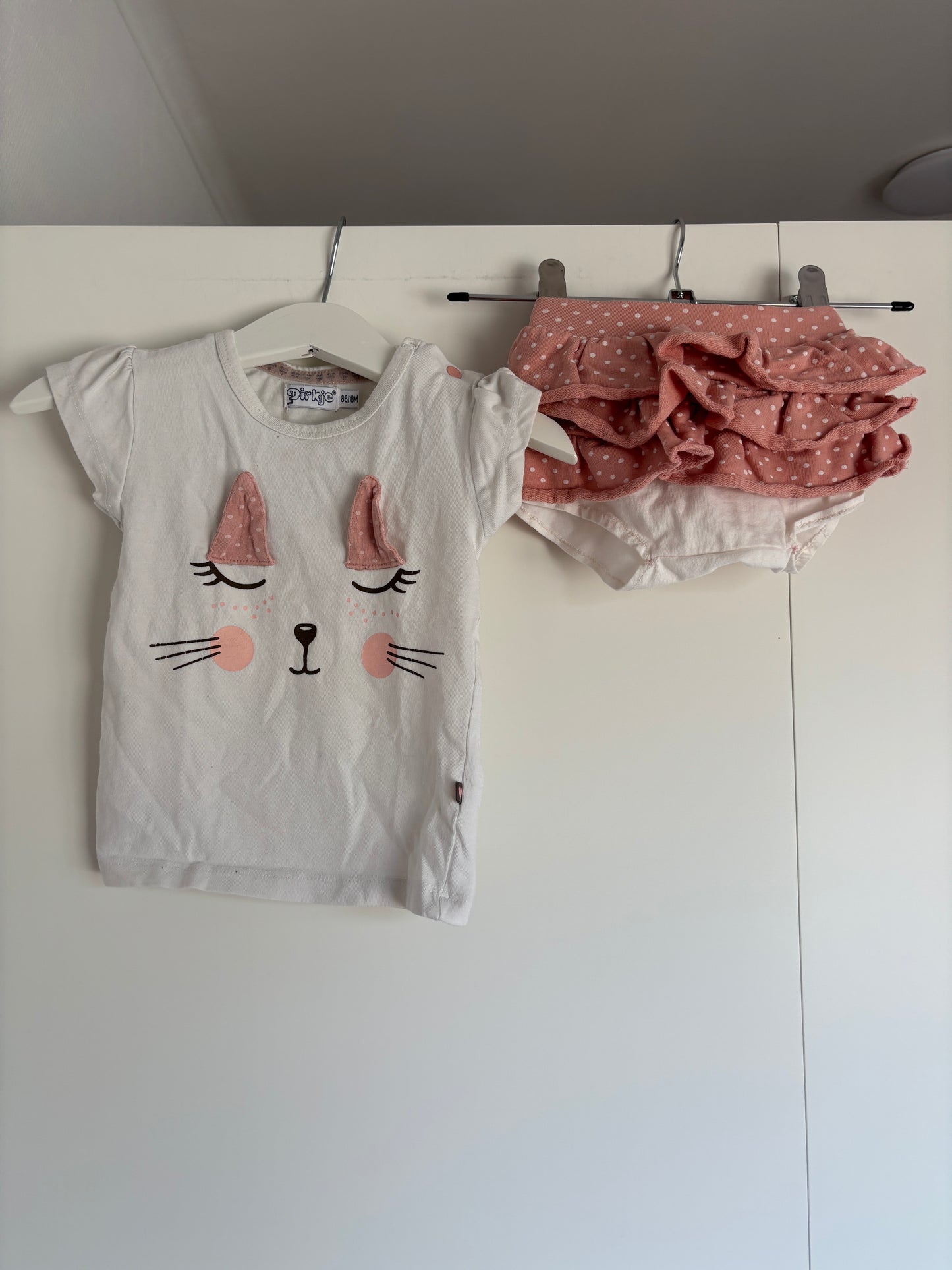 Setje: T-shirt en broekrokje