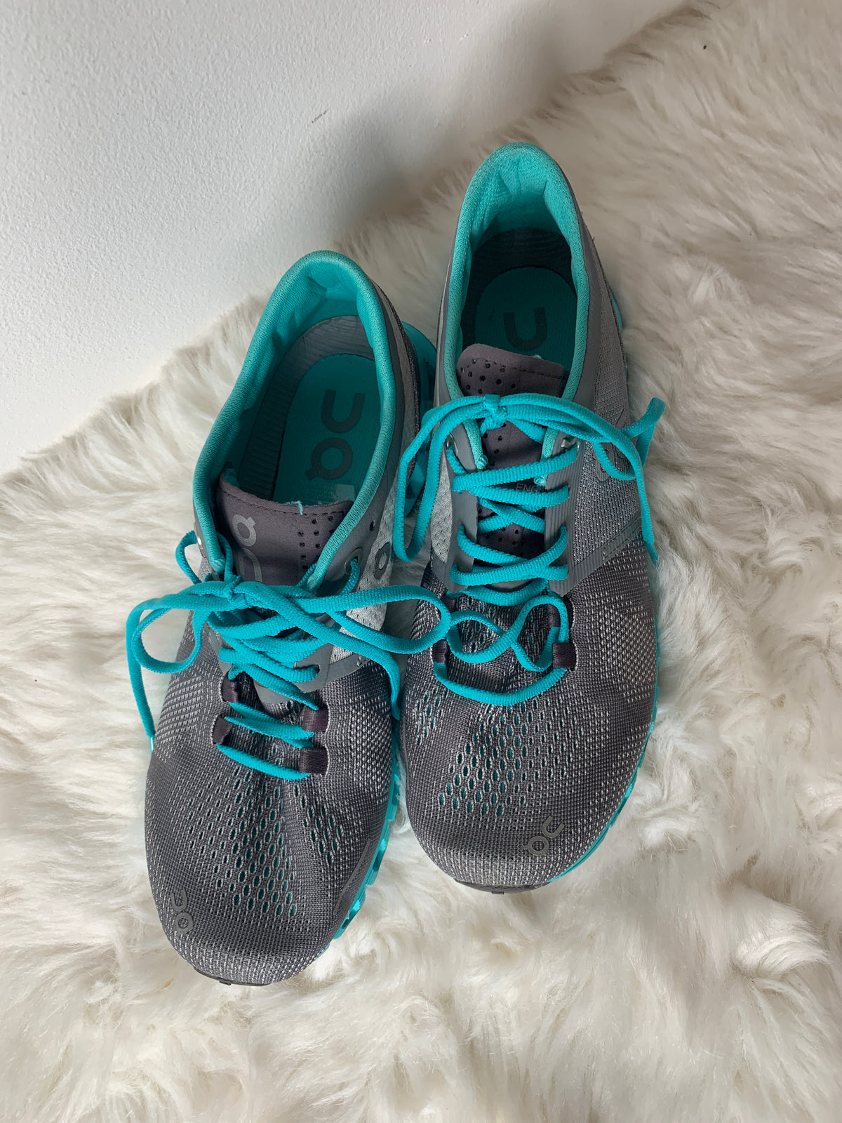 Grijze sportschoenen | On | 37