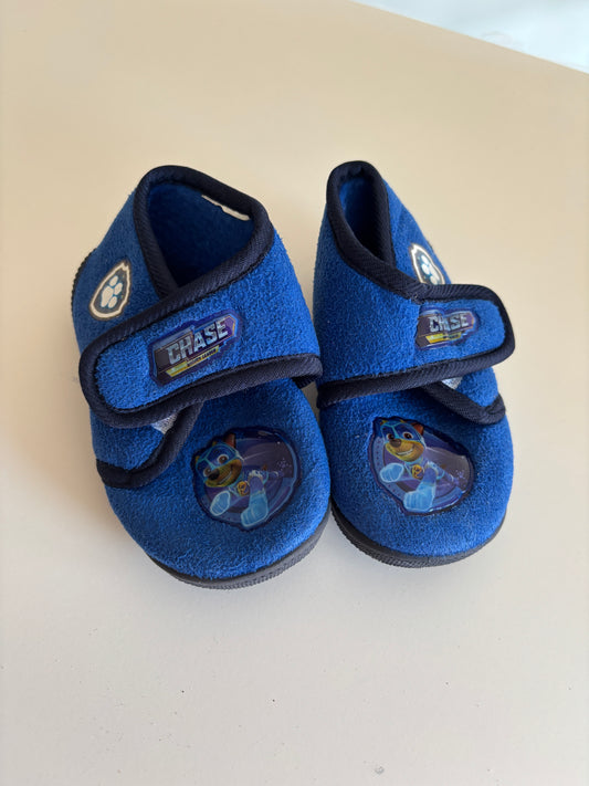 Blauwe sloefjes Chase