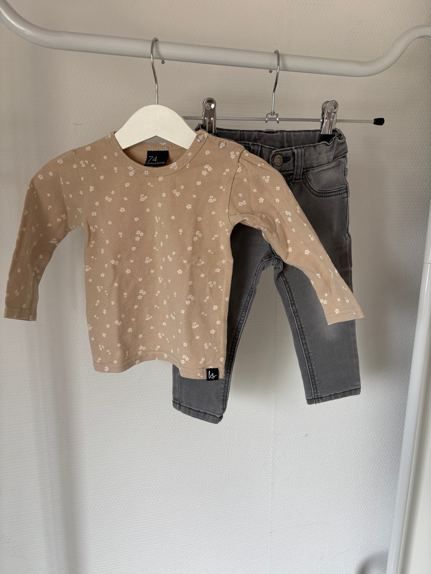 Setje: longsleeve en jeansbroek