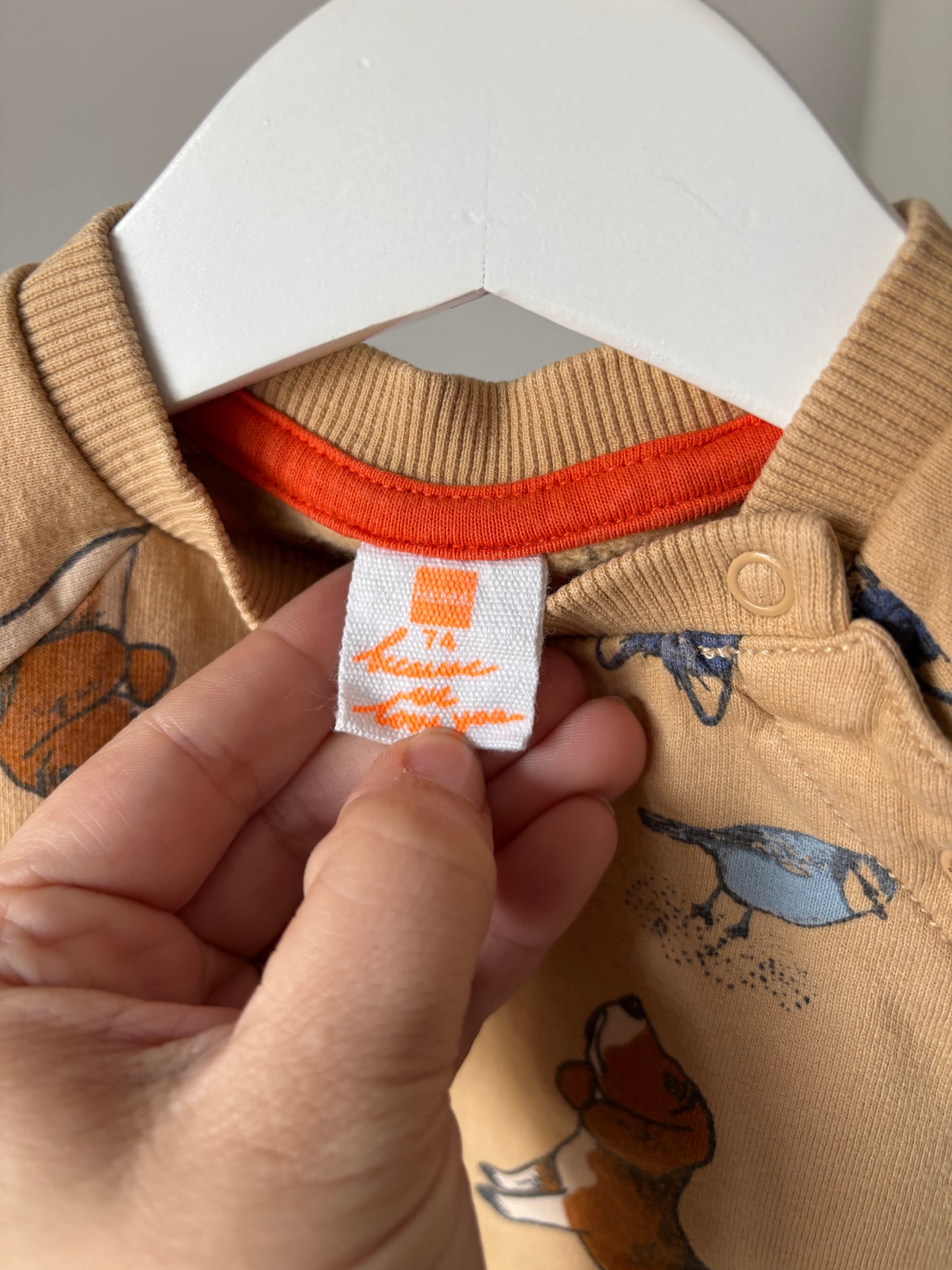 Beige sweater met diertjes