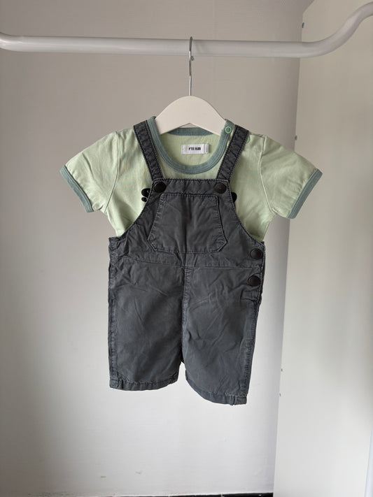 Setje: muntgroene T-shirt en donkergrijs tuinbroekje