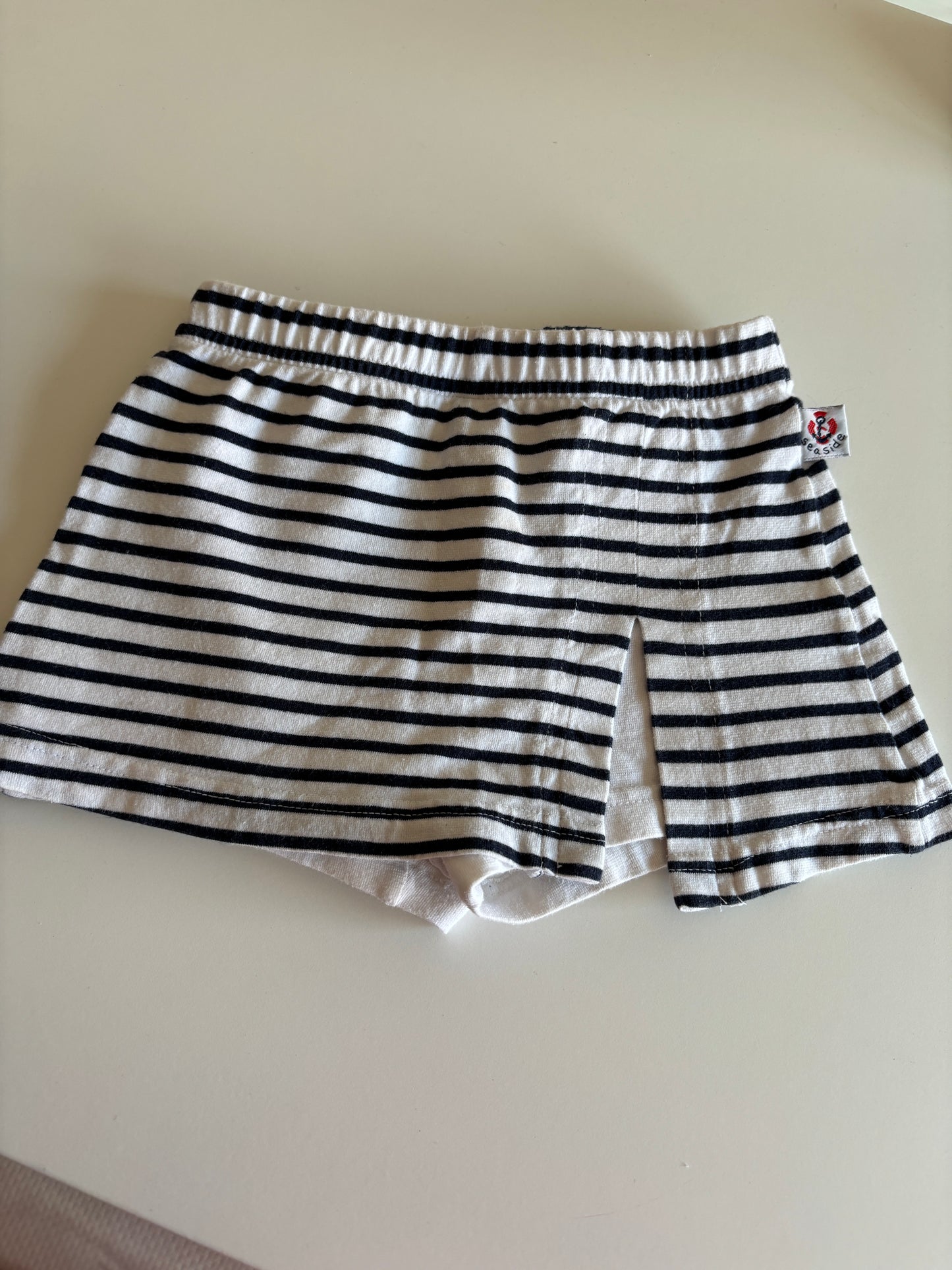 Gestreept broekrokje