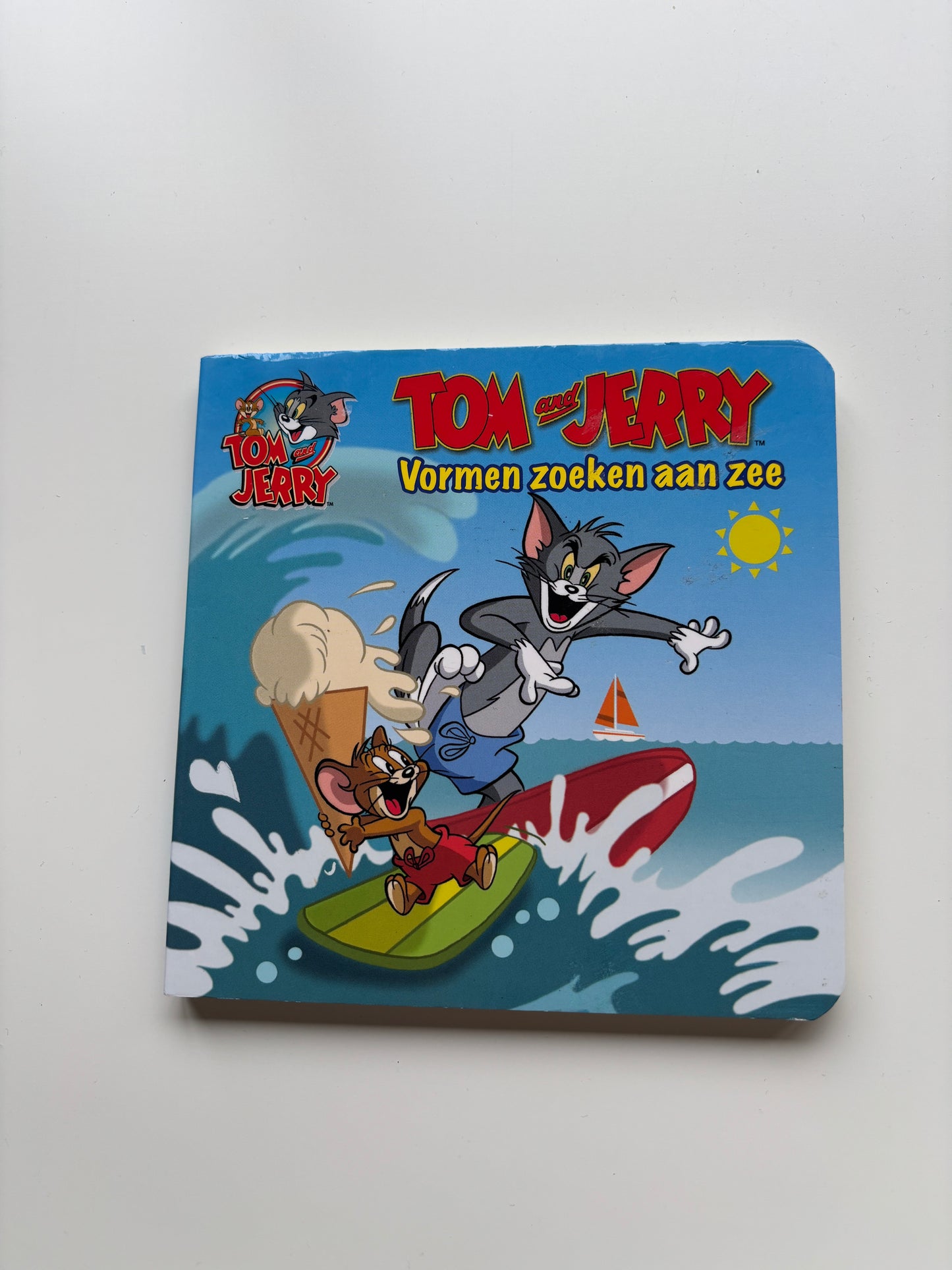 Tom & Jerry - Vormen zoeken aan zee