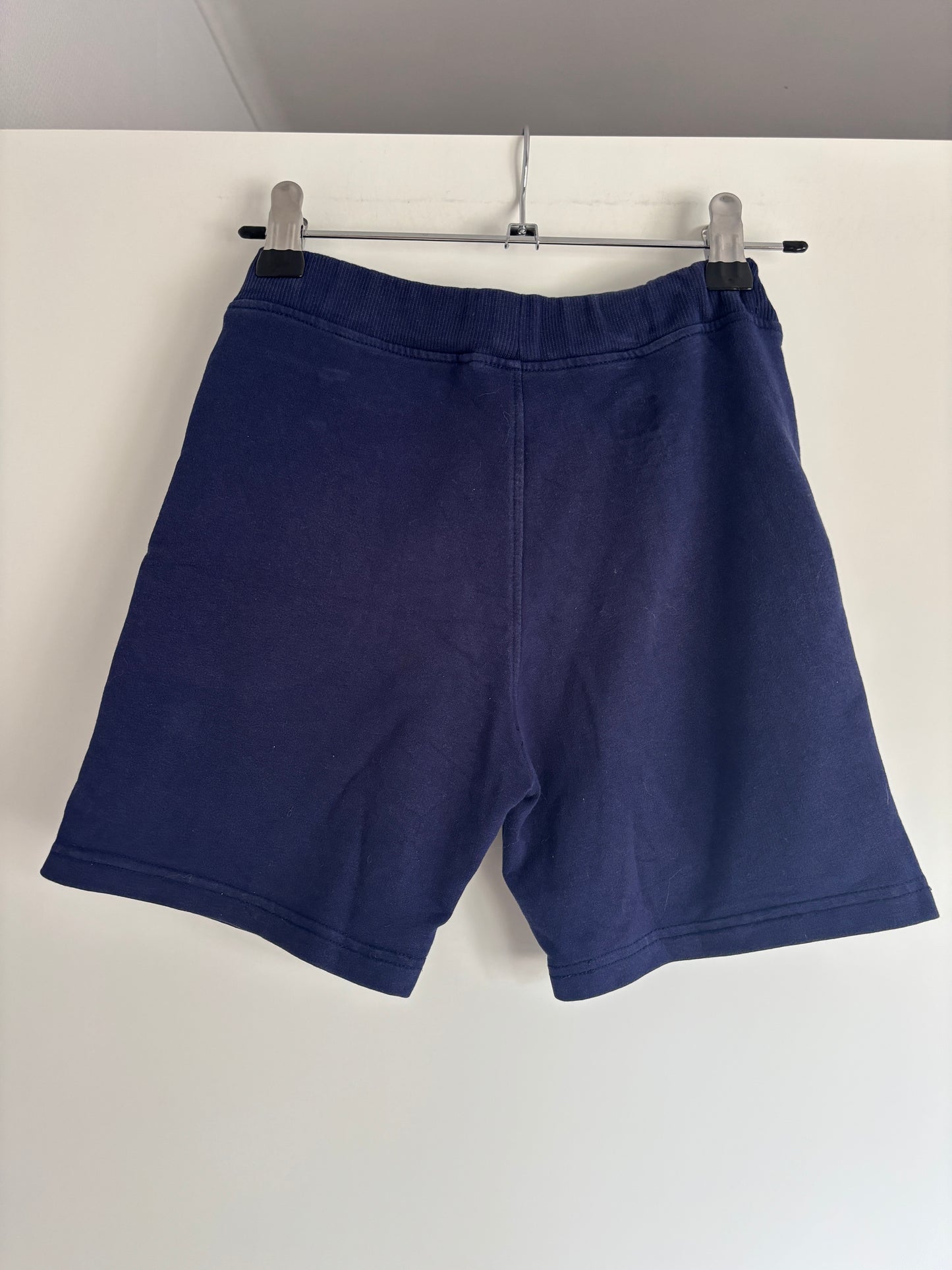 Marineblauwe bermuda
