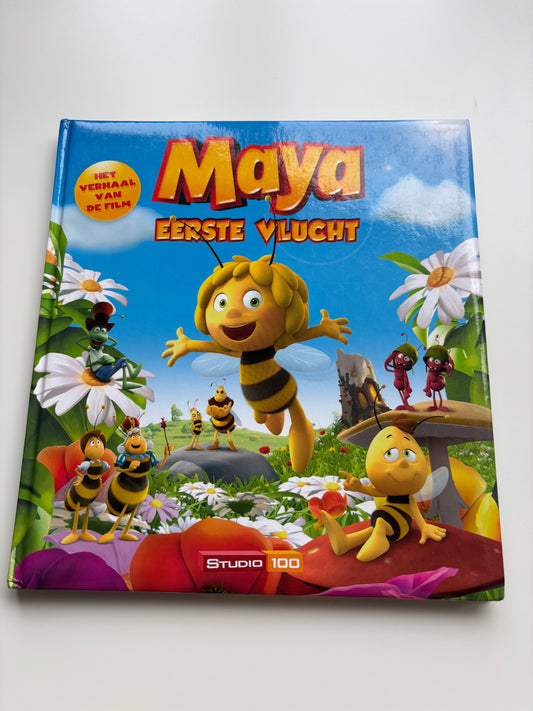 Maya - Eerste vlucht