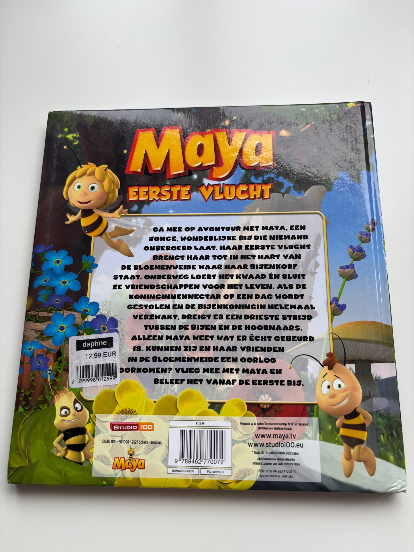 Maya - Eerste vlucht