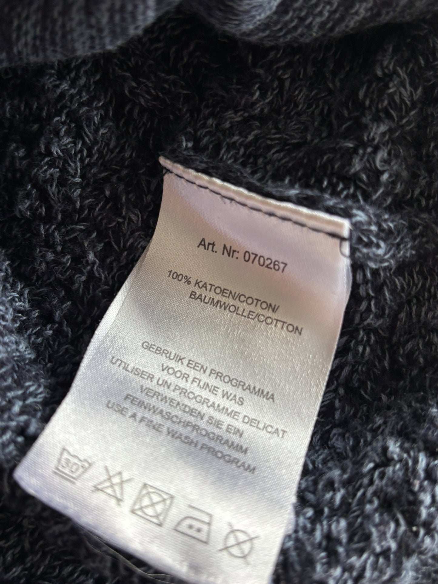 Blauwe vest met capuchon