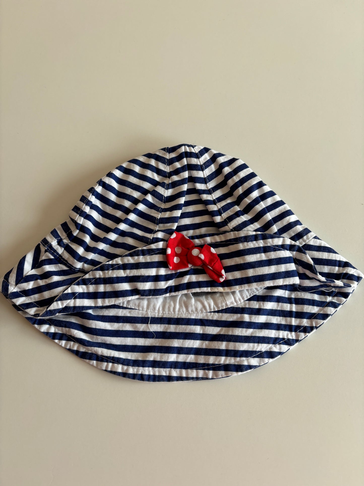 Gestreept zonnehoedje