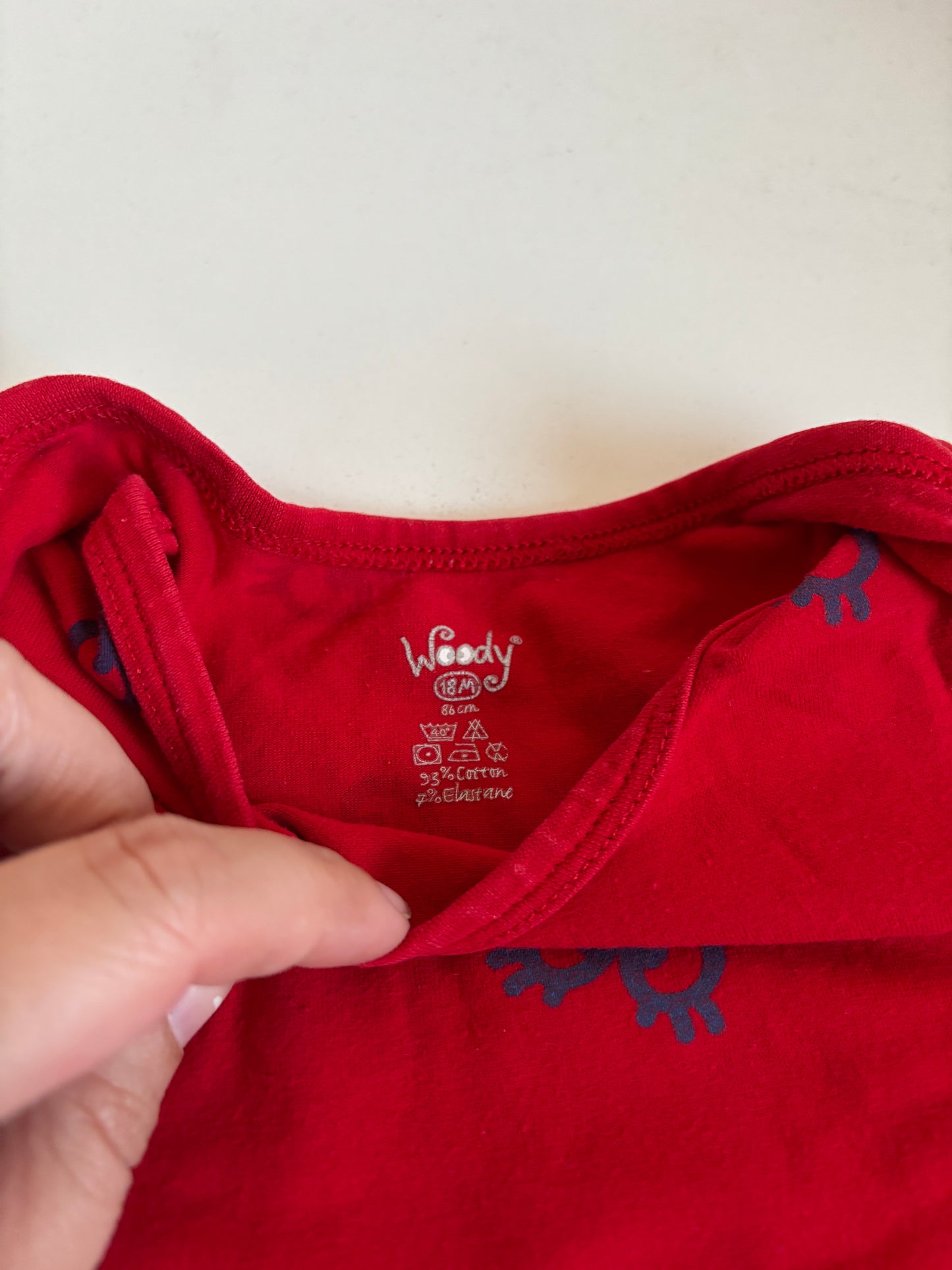 Rode romper met korte mouwen