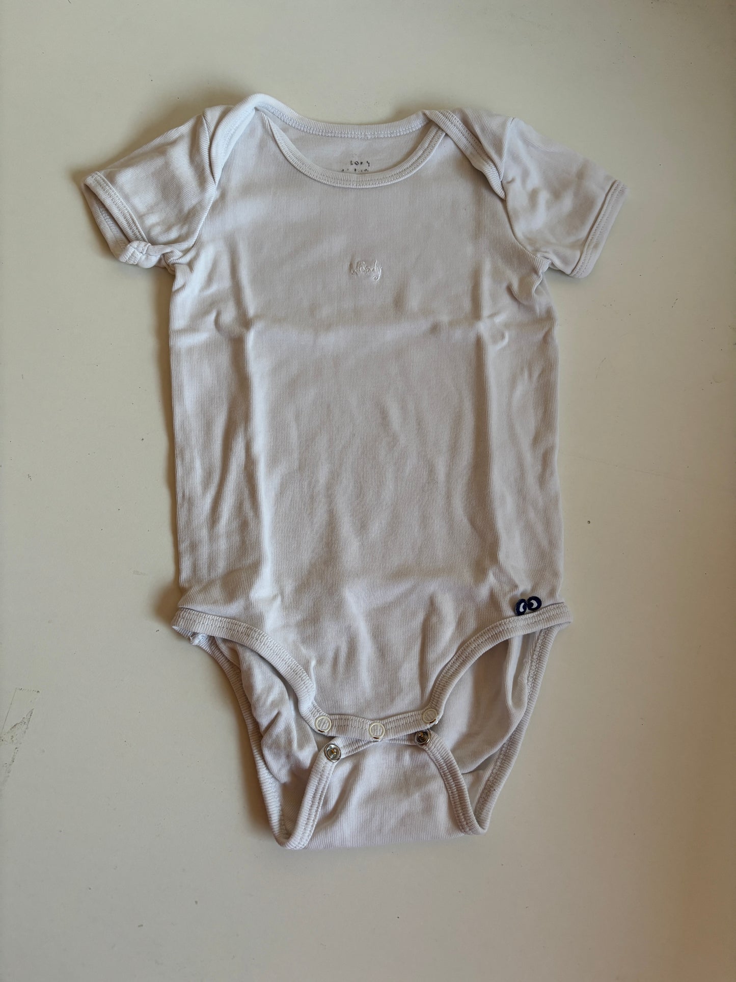 Witte romper met korte mouwen