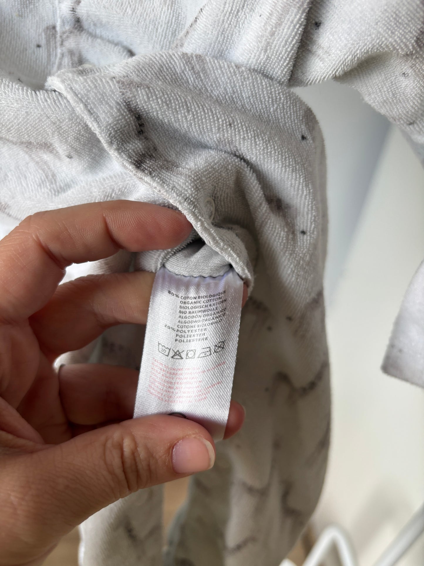 Witte eendelige winterpyjama