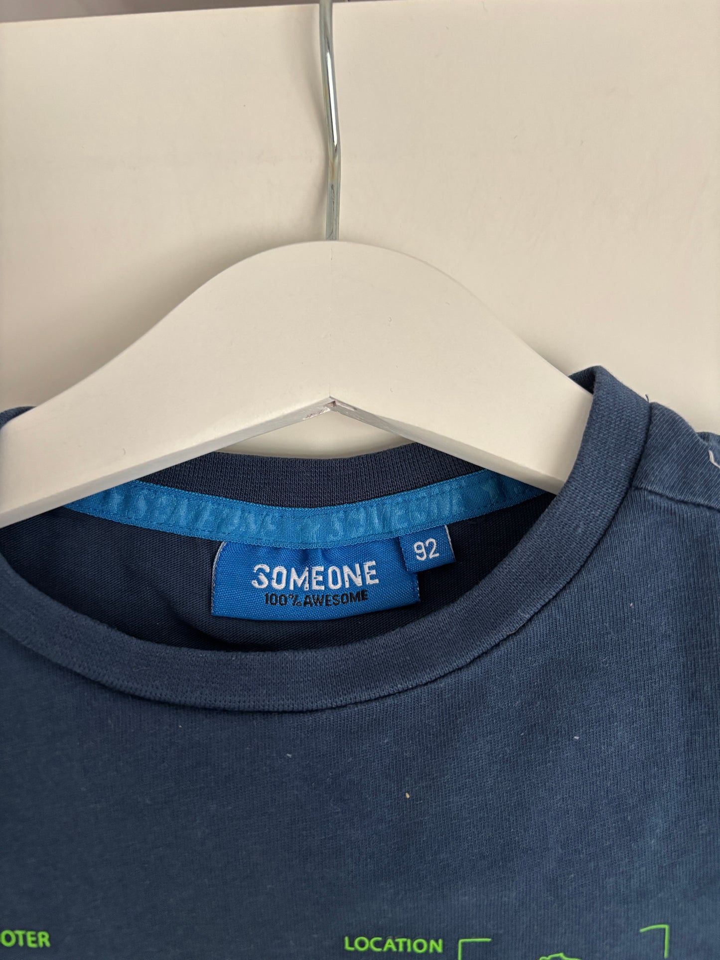 Marineblauwe T-shirt met scooter