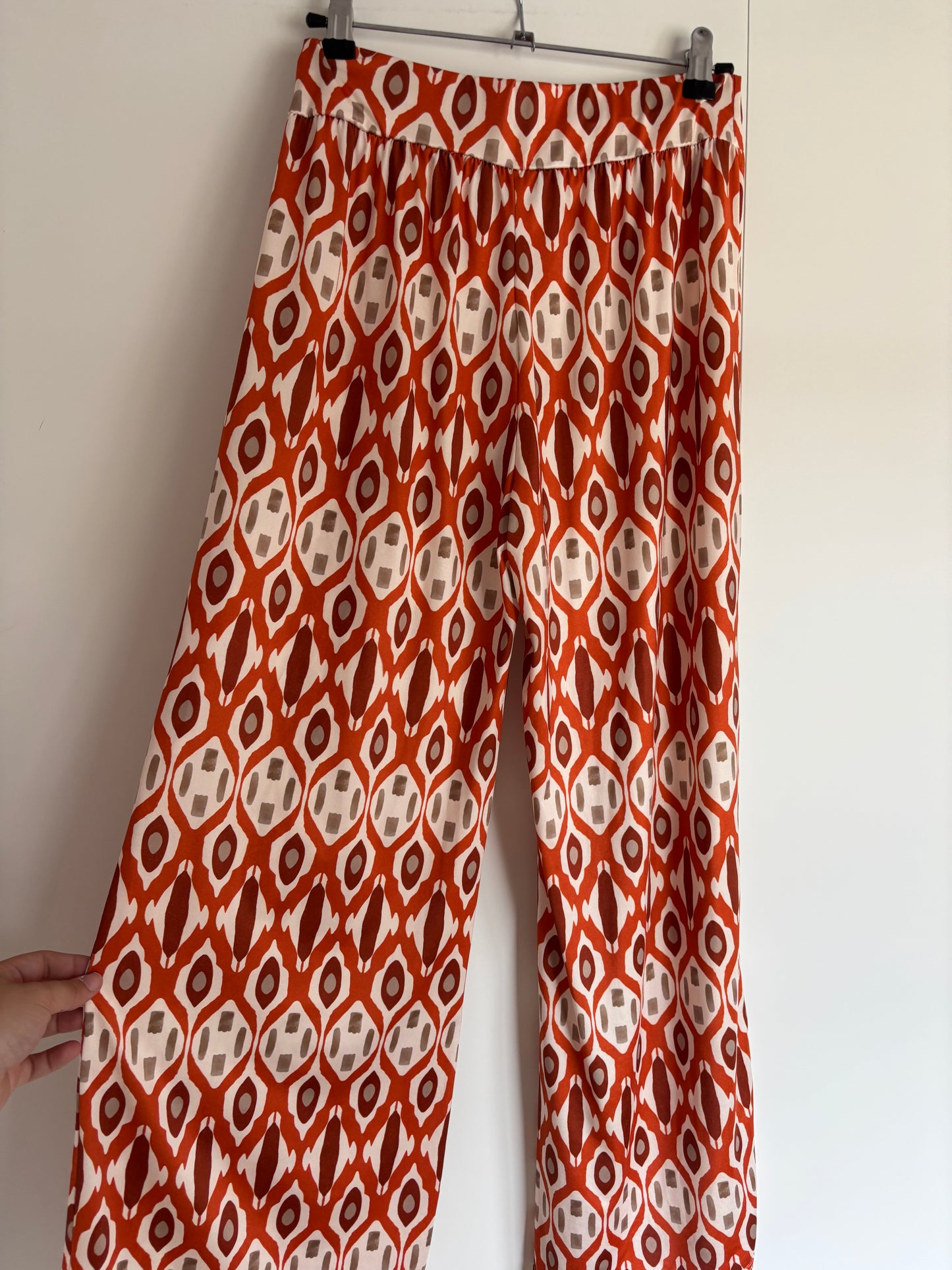 Oranje broek