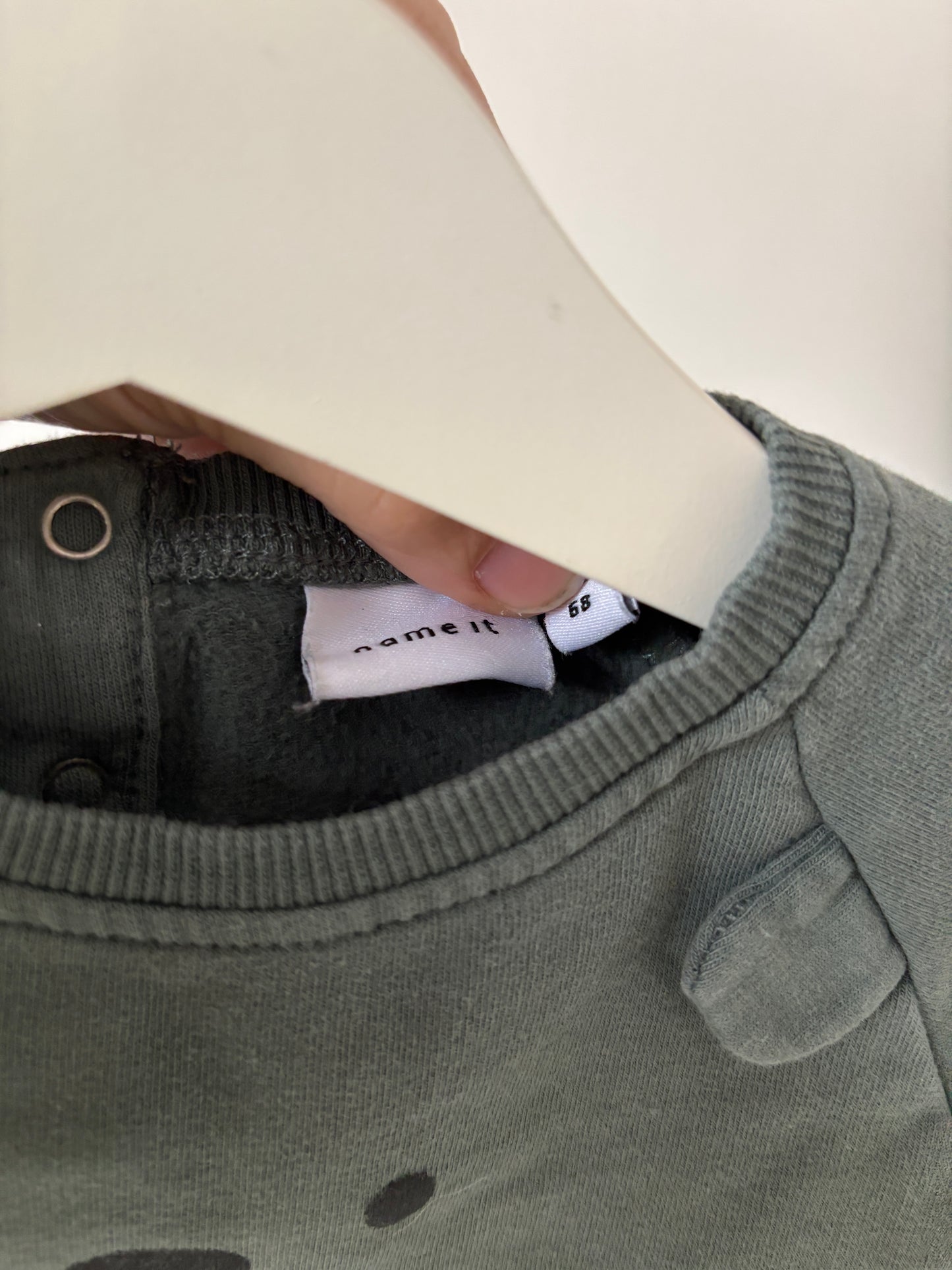 Donkergroene sweater