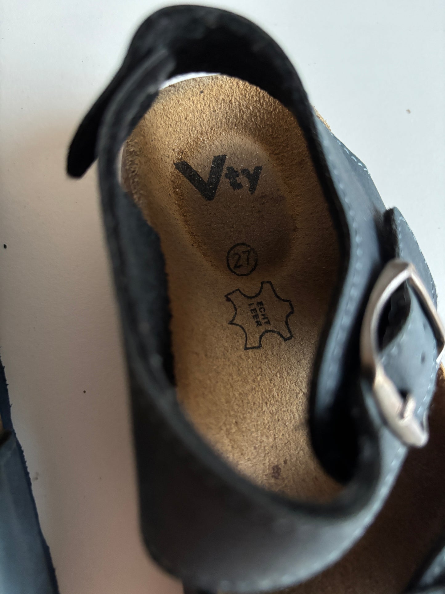 Marineblauwe sandalen