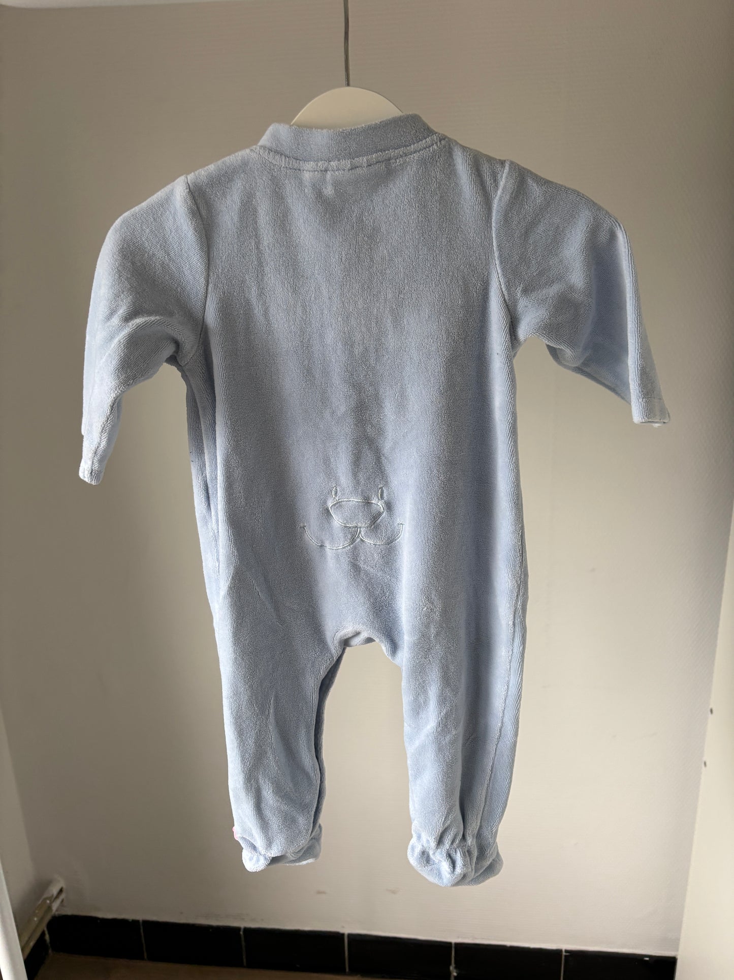 Lichtblauwe eendelige pyjama