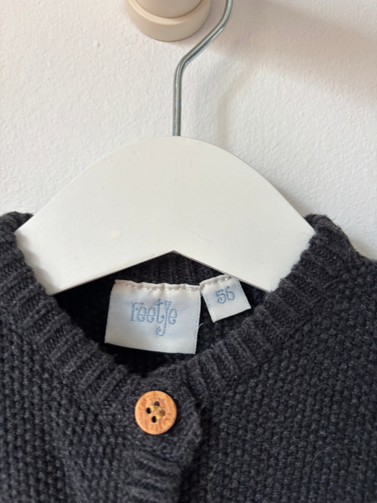 Donkergrijs vestje | Feetje | 56