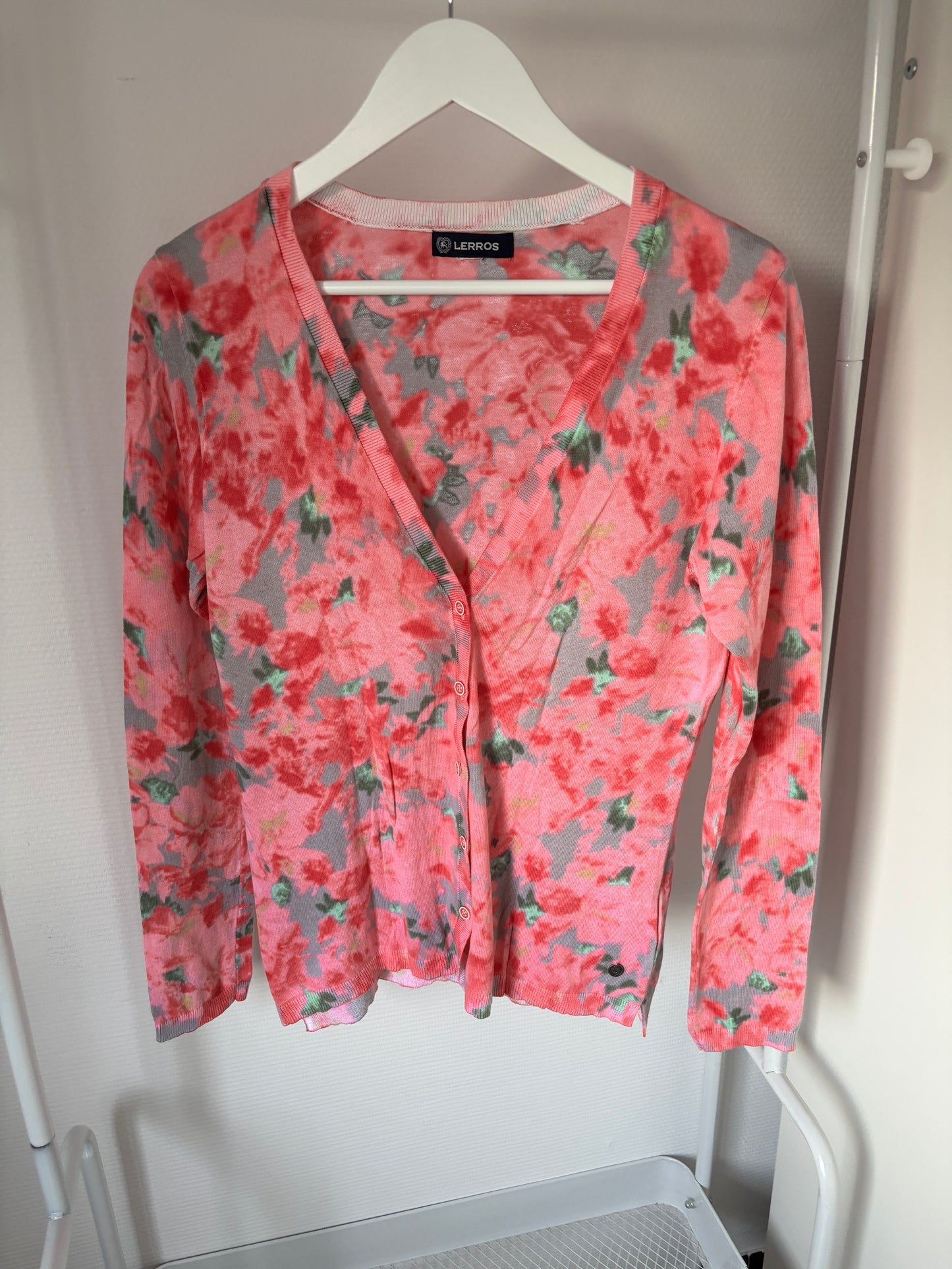 Roze cardigan