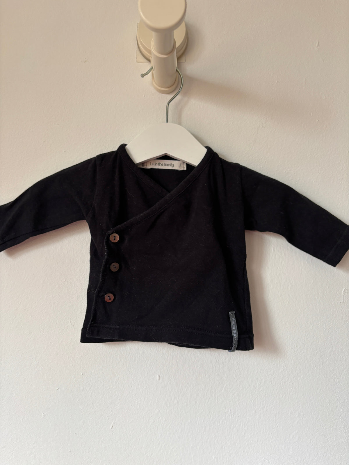 Zwarte longsleeve | 1+ in the family | 56