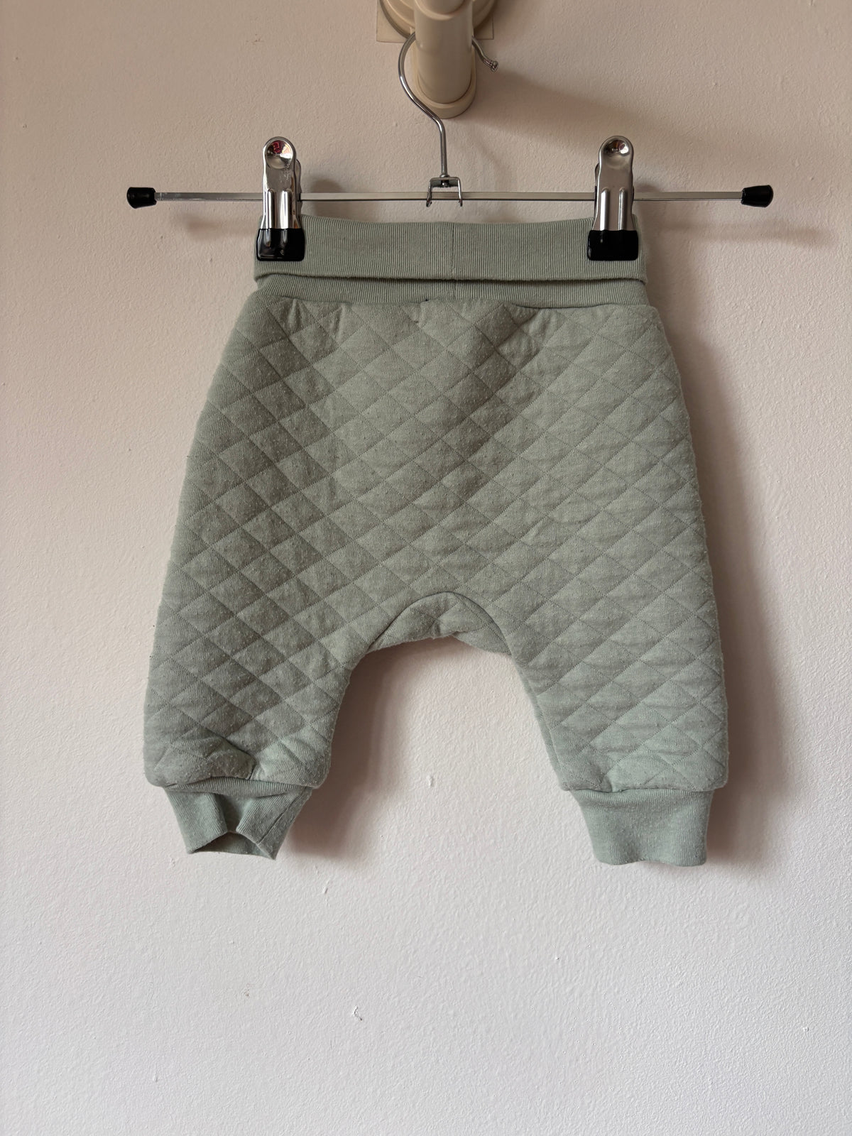 Muntgroen broekje | H&M | 56