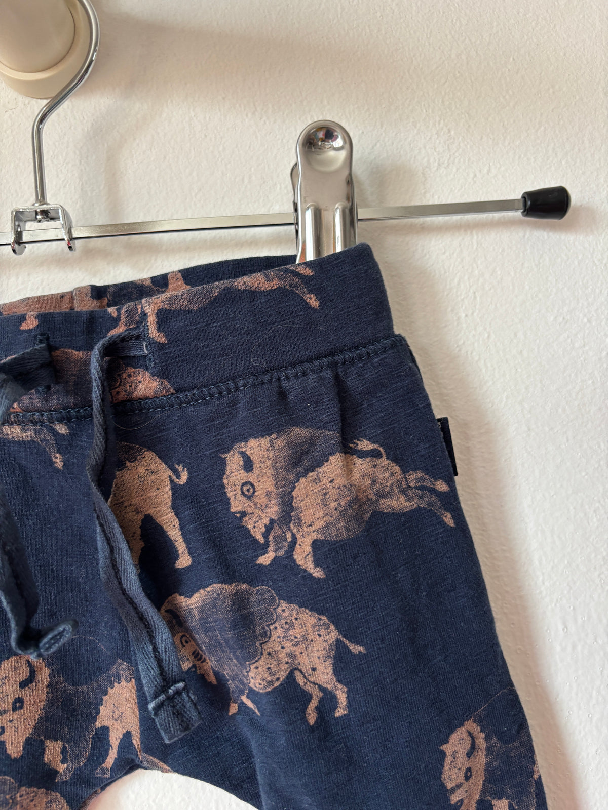 Marineblauw broekje | Noppies | 56