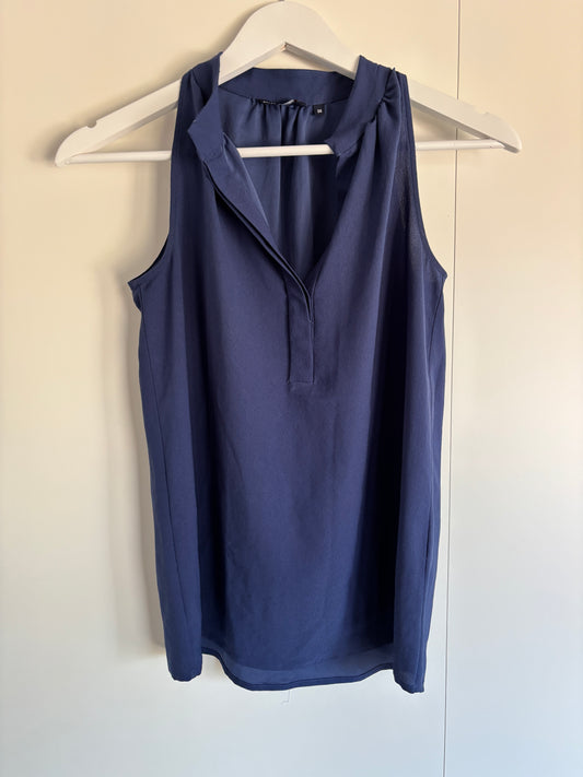 Donkerblauwe mouwloze blouse