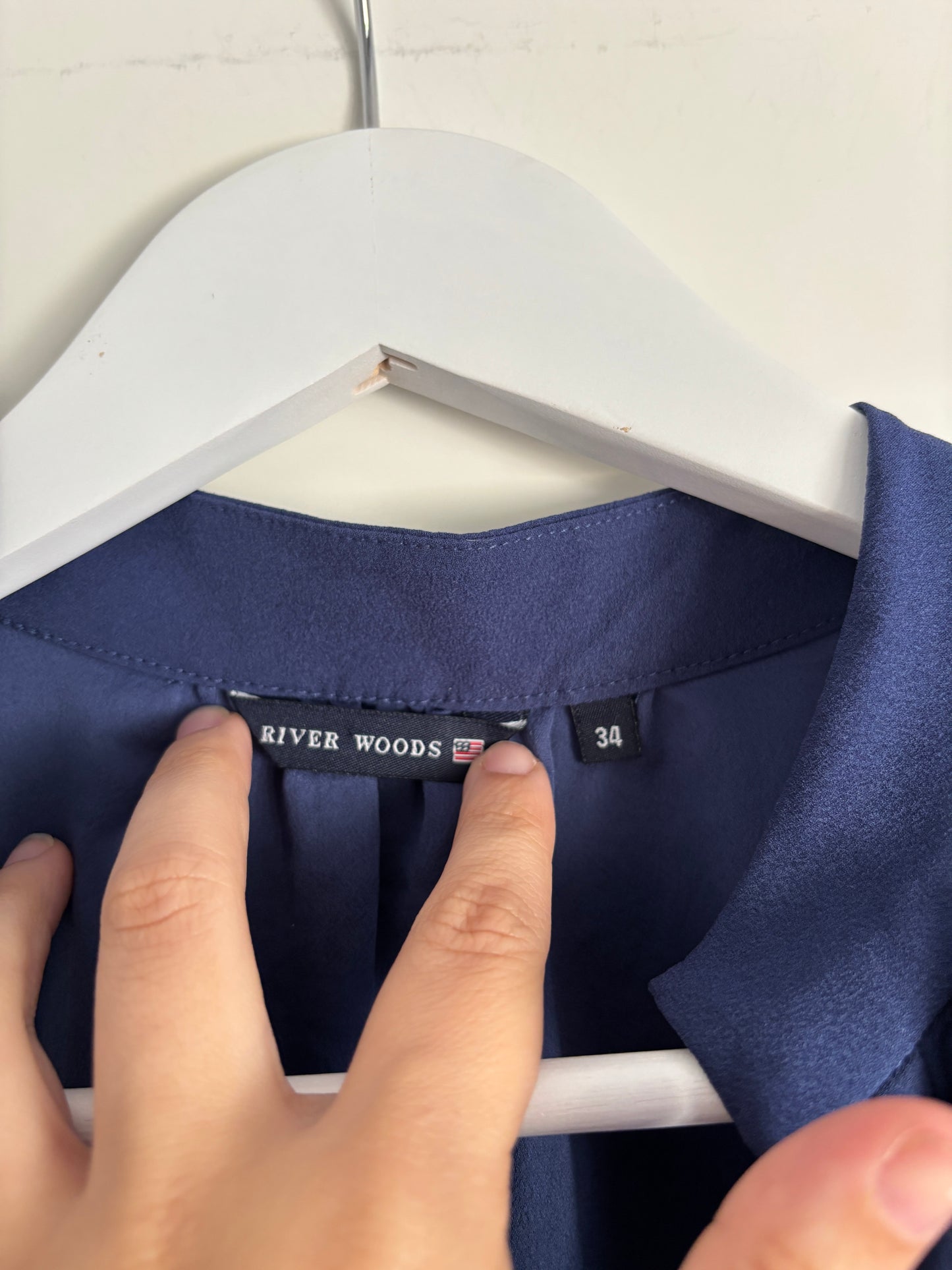 Donkerblauwe mouwloze blouse