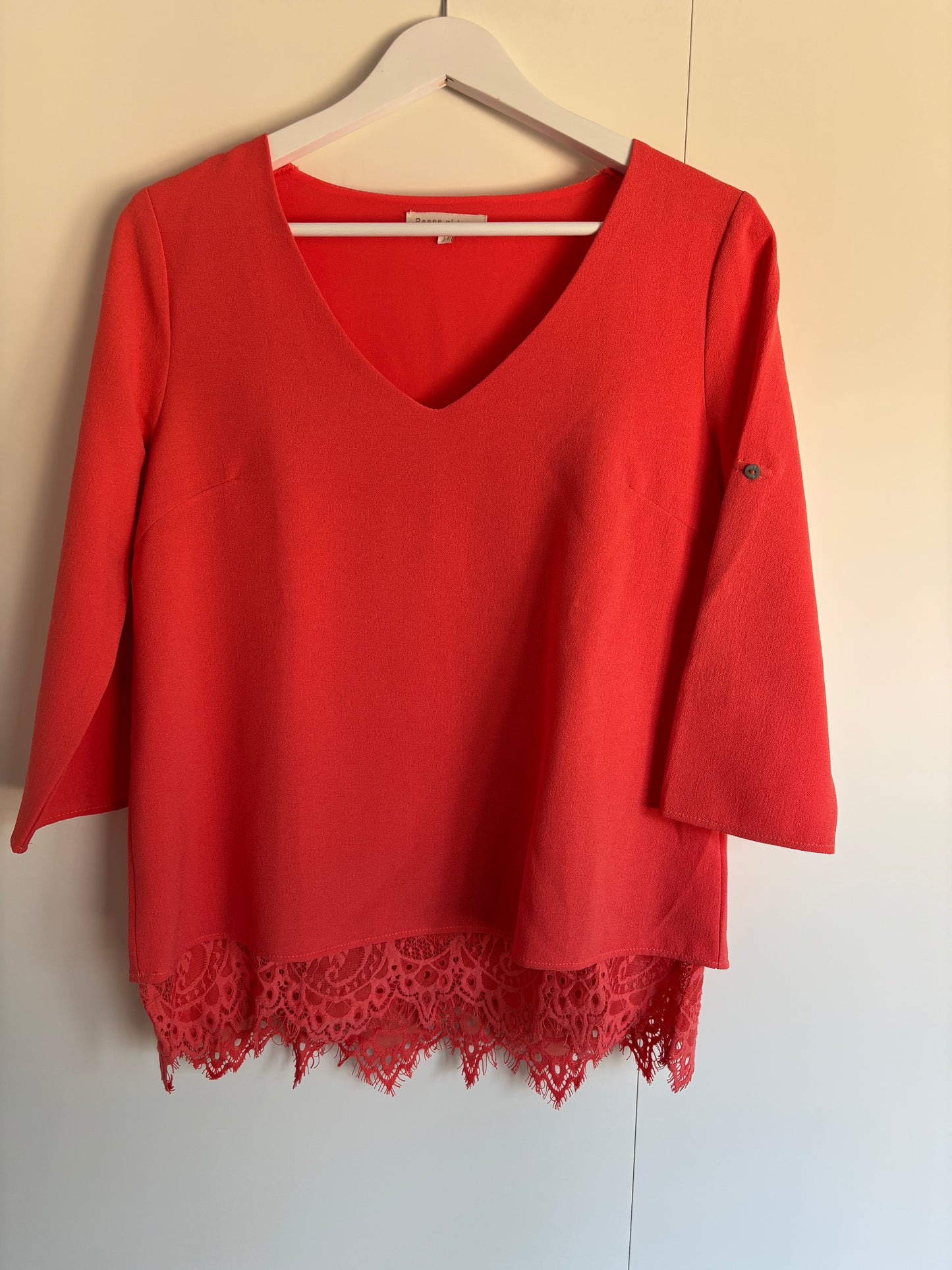Oranjerode blouse