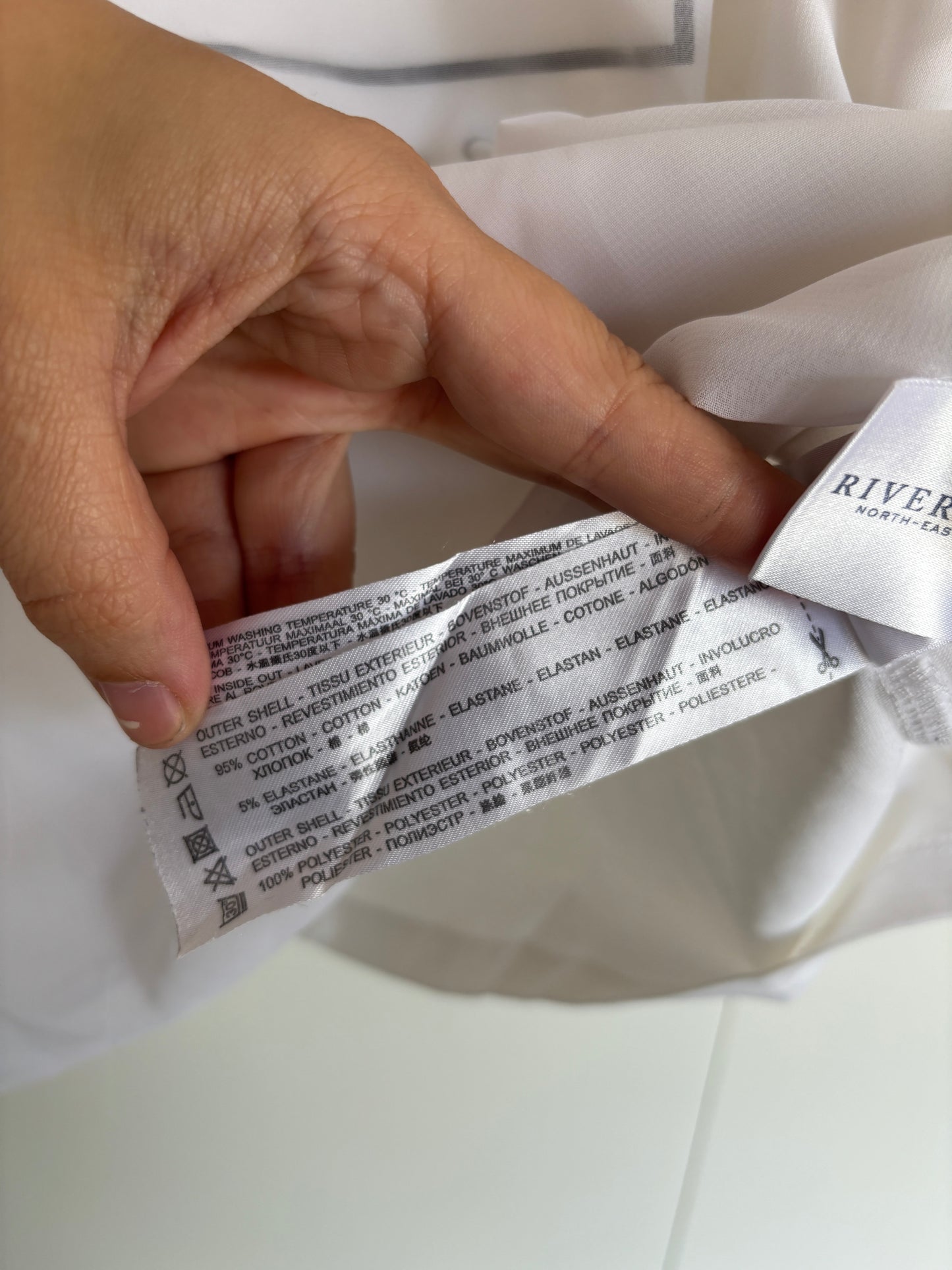 Witte T-shirt "C'est magnifique"