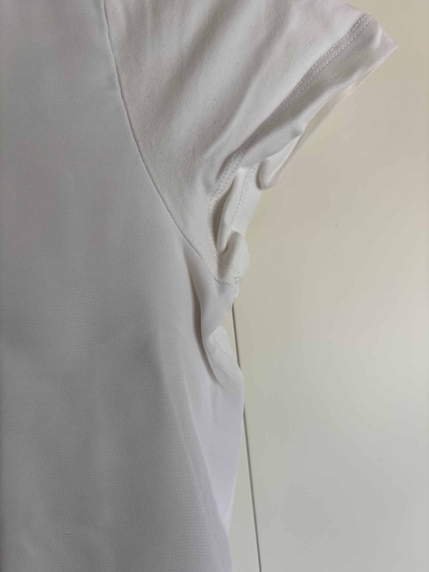 Witte T-shirt "C'est magnifique"