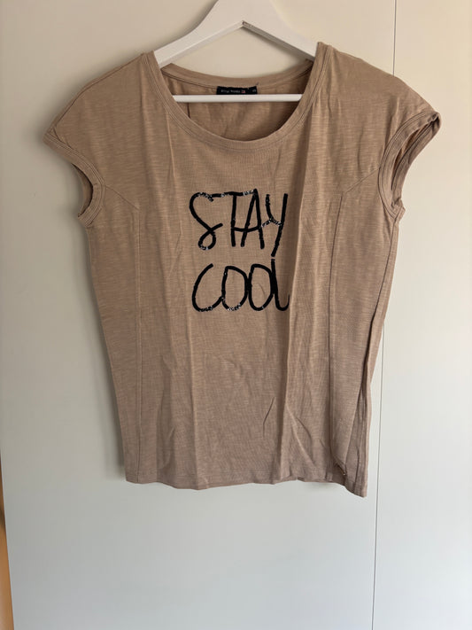 Beige T-shirt "Stay Cool"