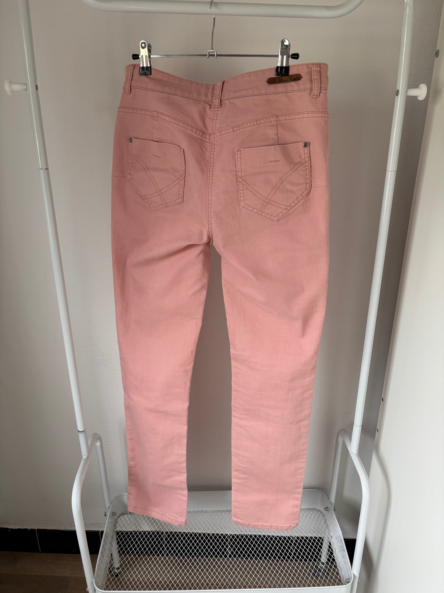 Roze jeansbroek