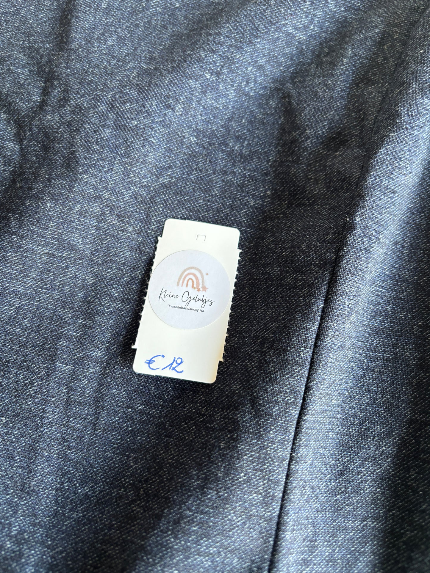 Marineblauwe jurk met lange mouwen