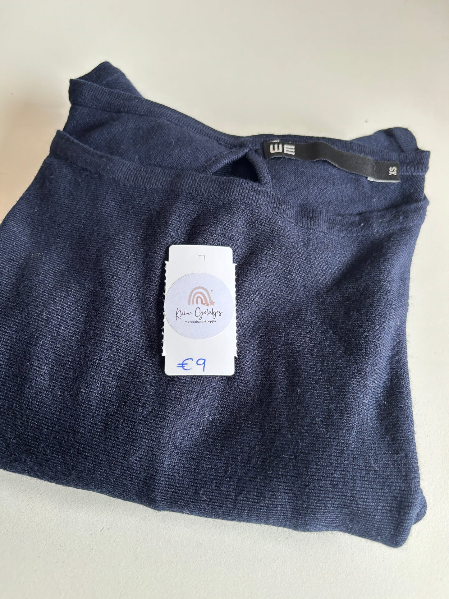 Marineblauwe trui
