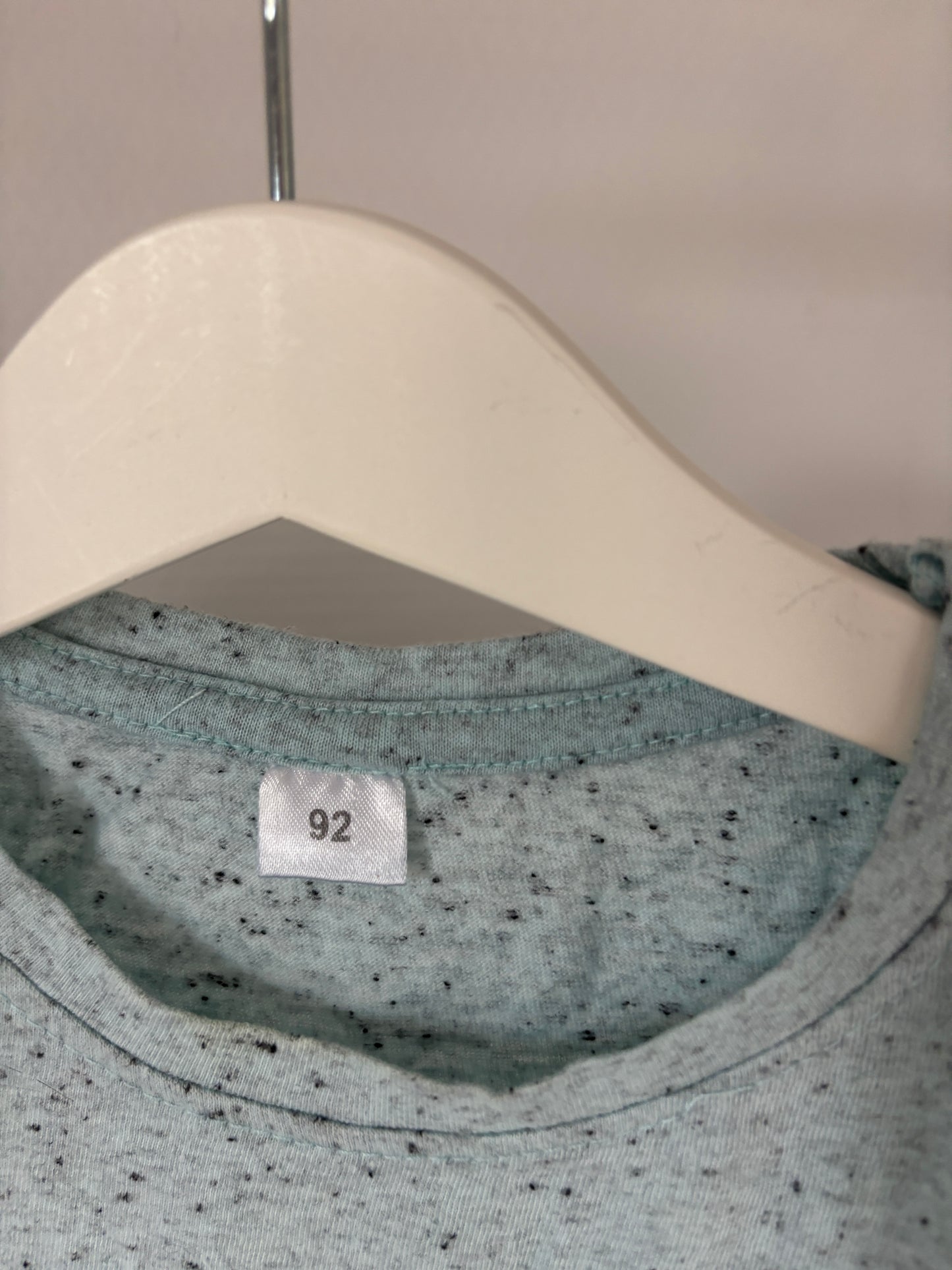 Lichtblauwe gestippelde T-shirt