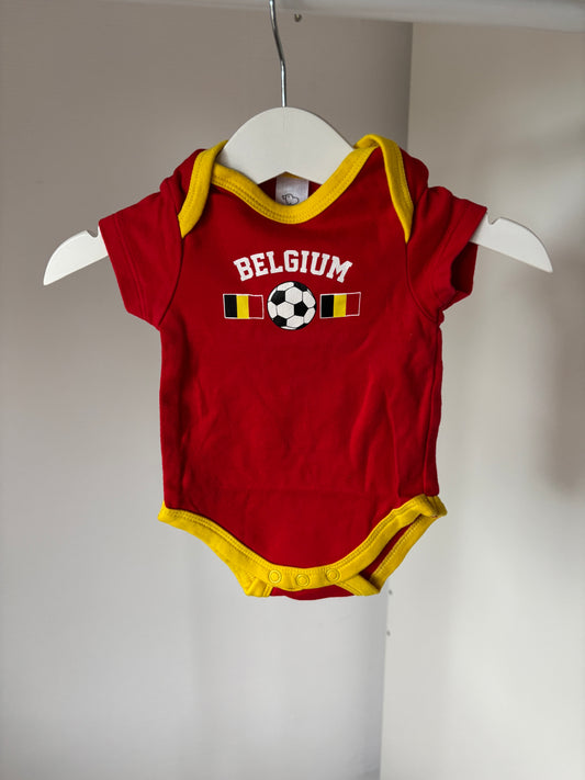 Rode romper met korte mouwen