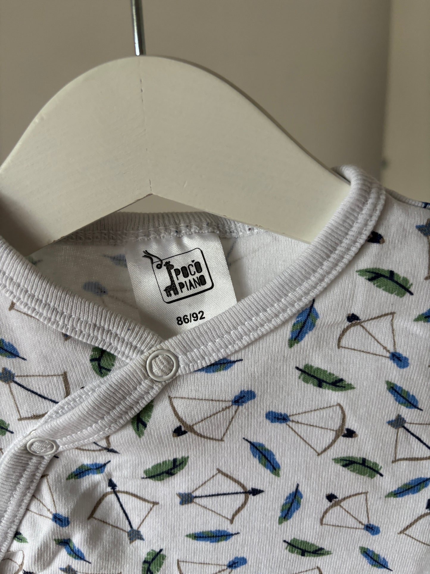 Witte overslagromper met korte mouwen