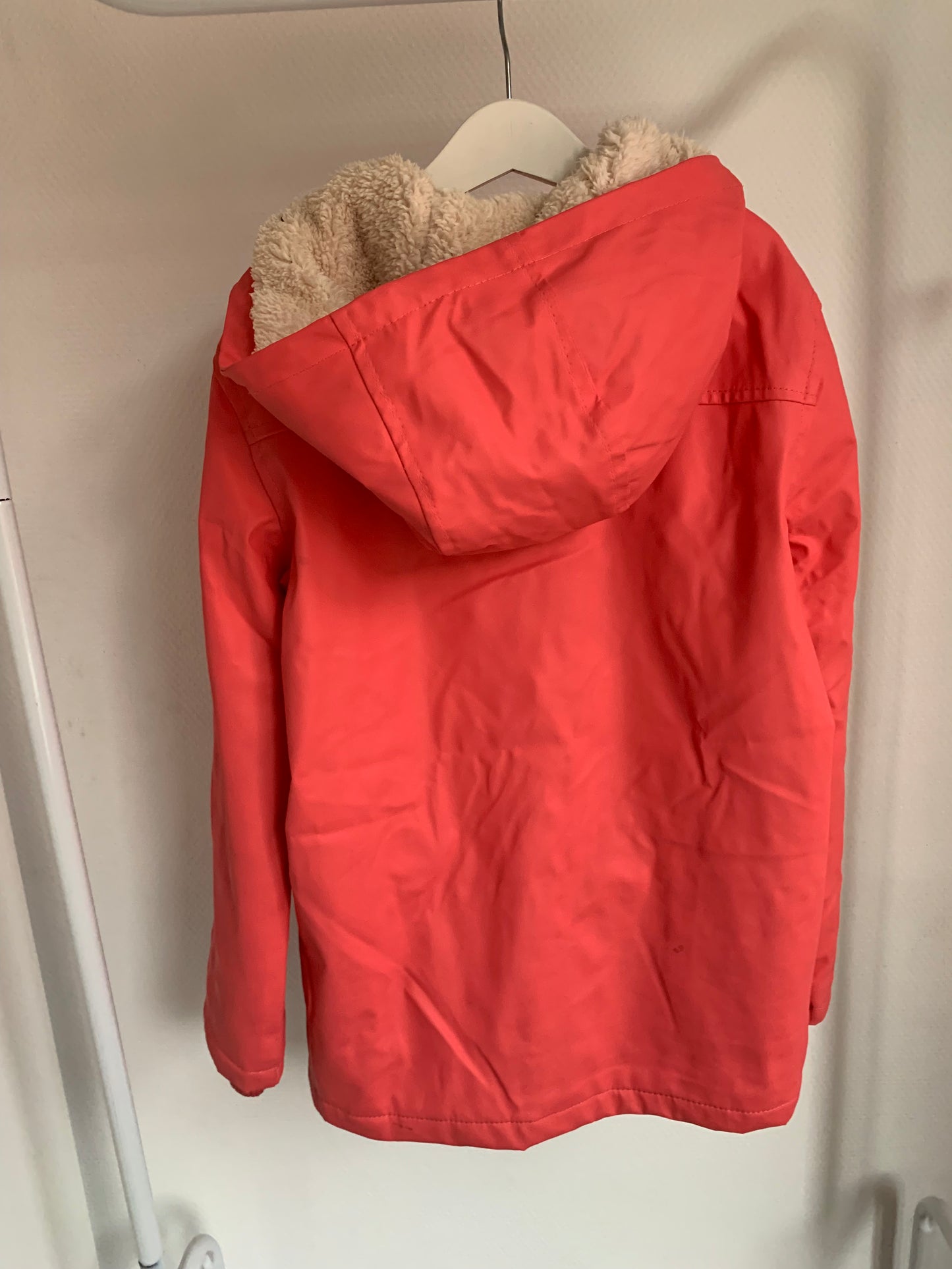 Roze tussenseizoensjas