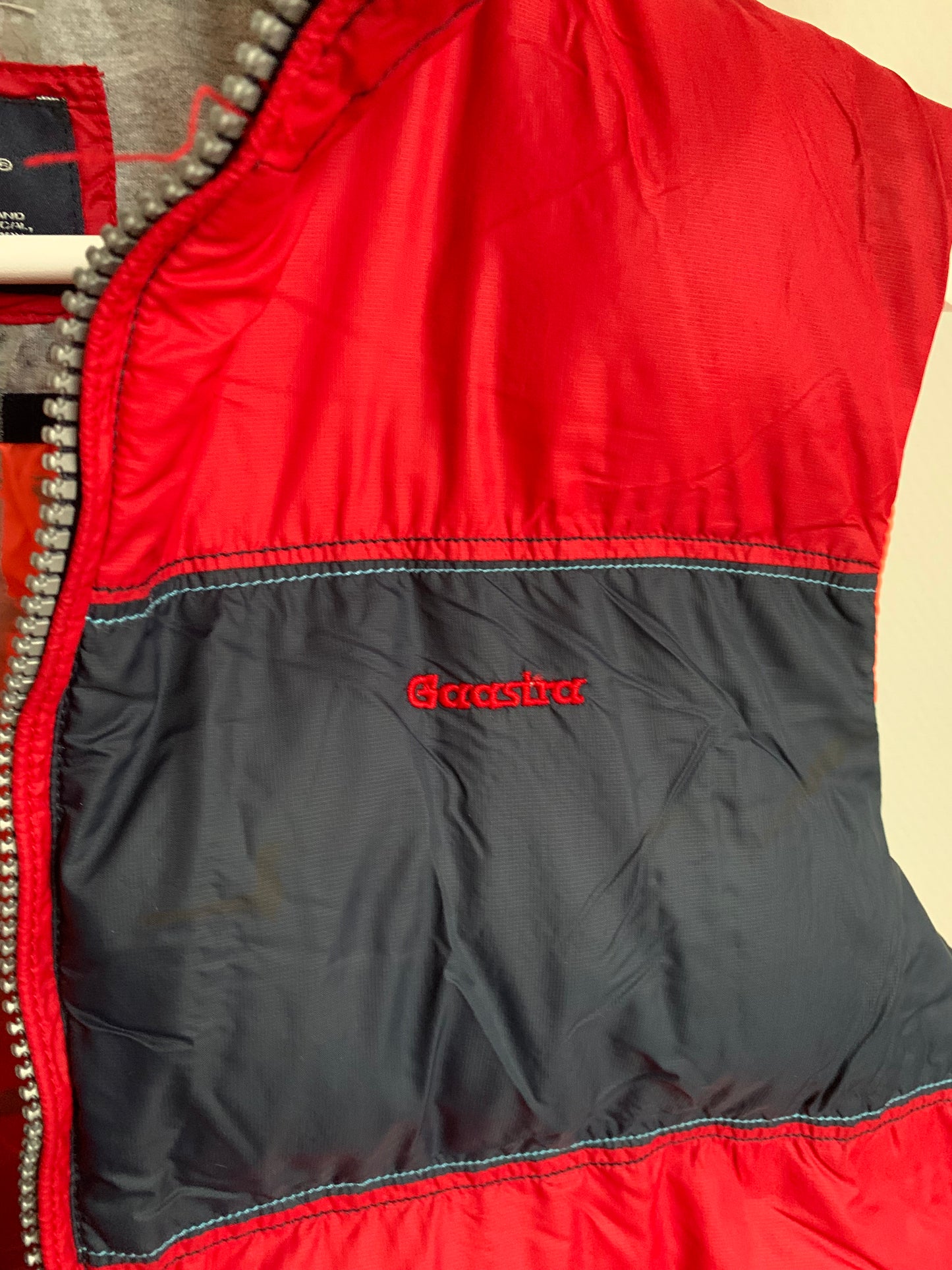 Rode bodywarmer ⭐