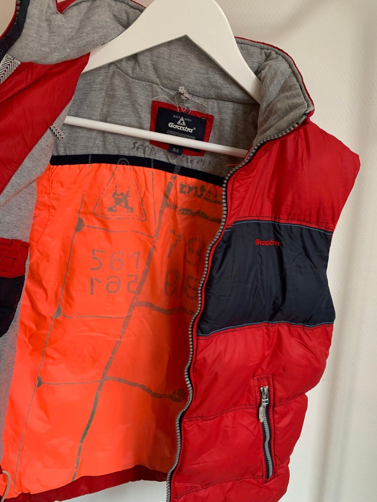 Rode bodywarmer ⭐
