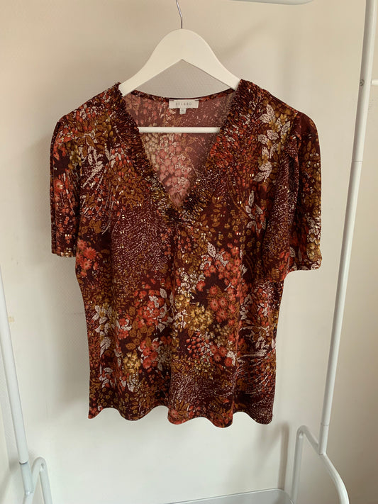 Wijnrode blouse met bloemen